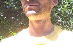 Esti singura? Iti doresti o familie serioasa?