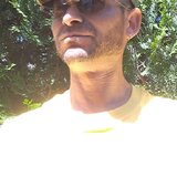 Esti singura? Iti doresti o familie serioasa?